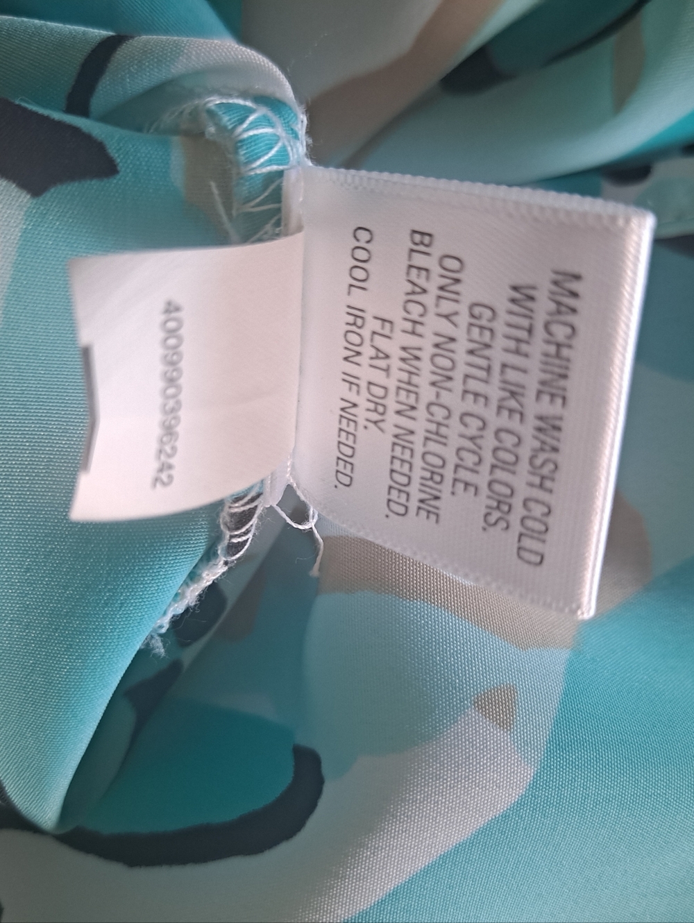 DANA BUCHMAN Liz Claiborne Aqua & Teal Abstract Short Sleeve Blouse - Picture 5 of 5